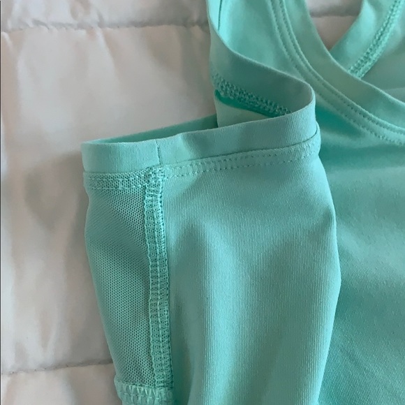 Top - Picture 3 of 5